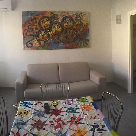 Crucoli Residence Torretta Beach מראה חיצוני תמונה